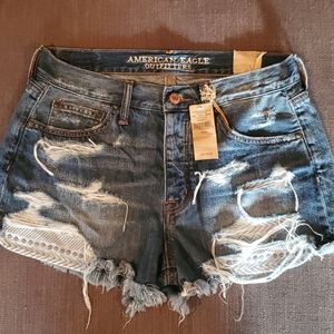 American Eagle vinage distressed shorts